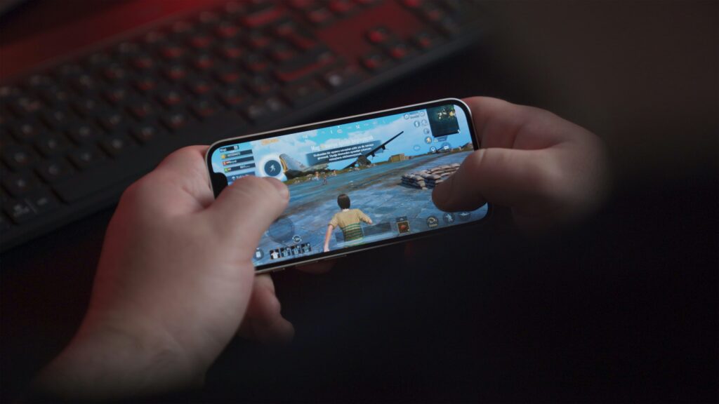 The Rise of Online Mobile Games: Why They’re Gaining Popularity